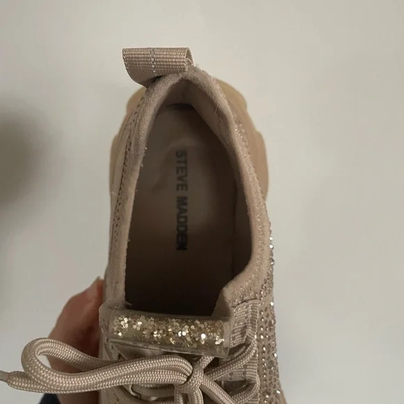 Steve Madden NY 90 Maxima Rhinestone Blush/Beige Women's Sneakers. - Picture 6 of 8